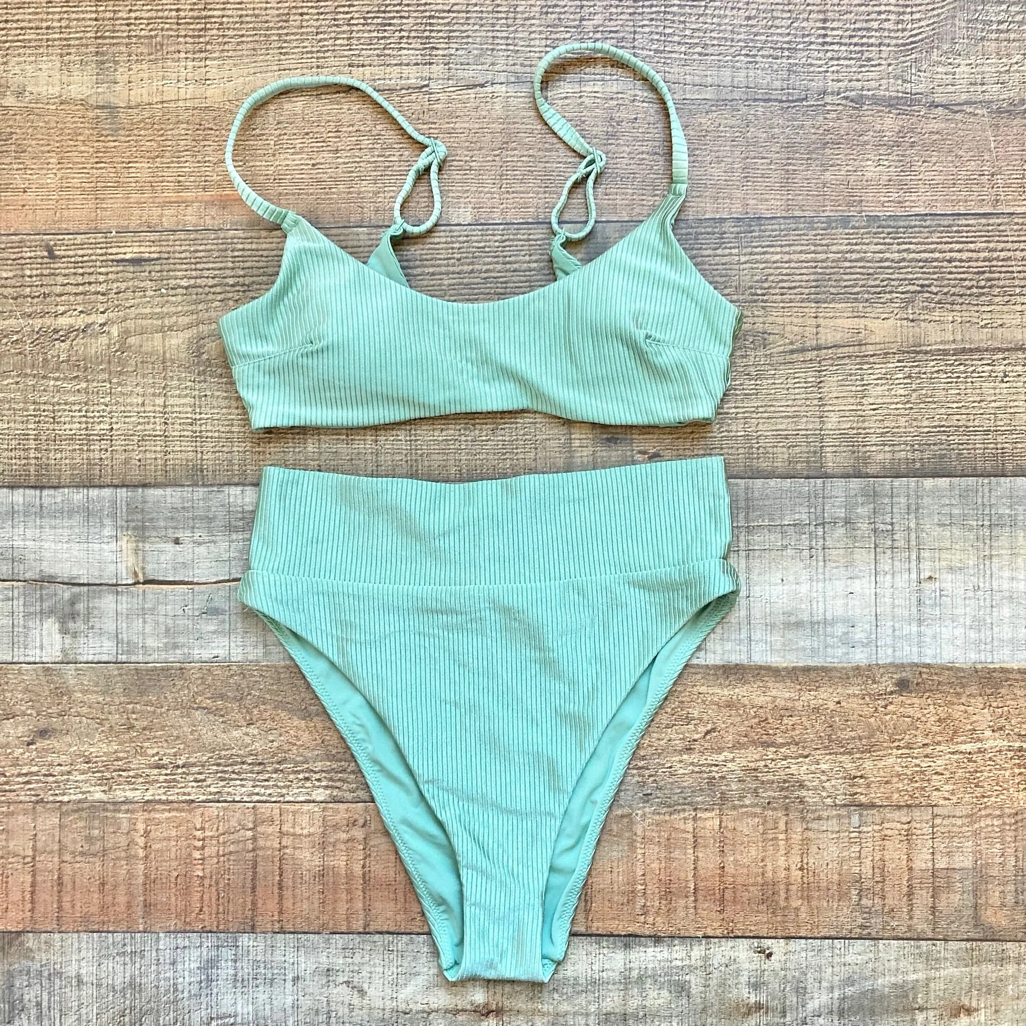 Aerie Green Ribbed Padded Bikini Top- Size S (we have matching bottoms)