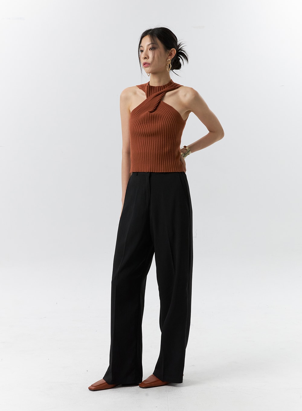 Halter Neck Ribbed Top IL326