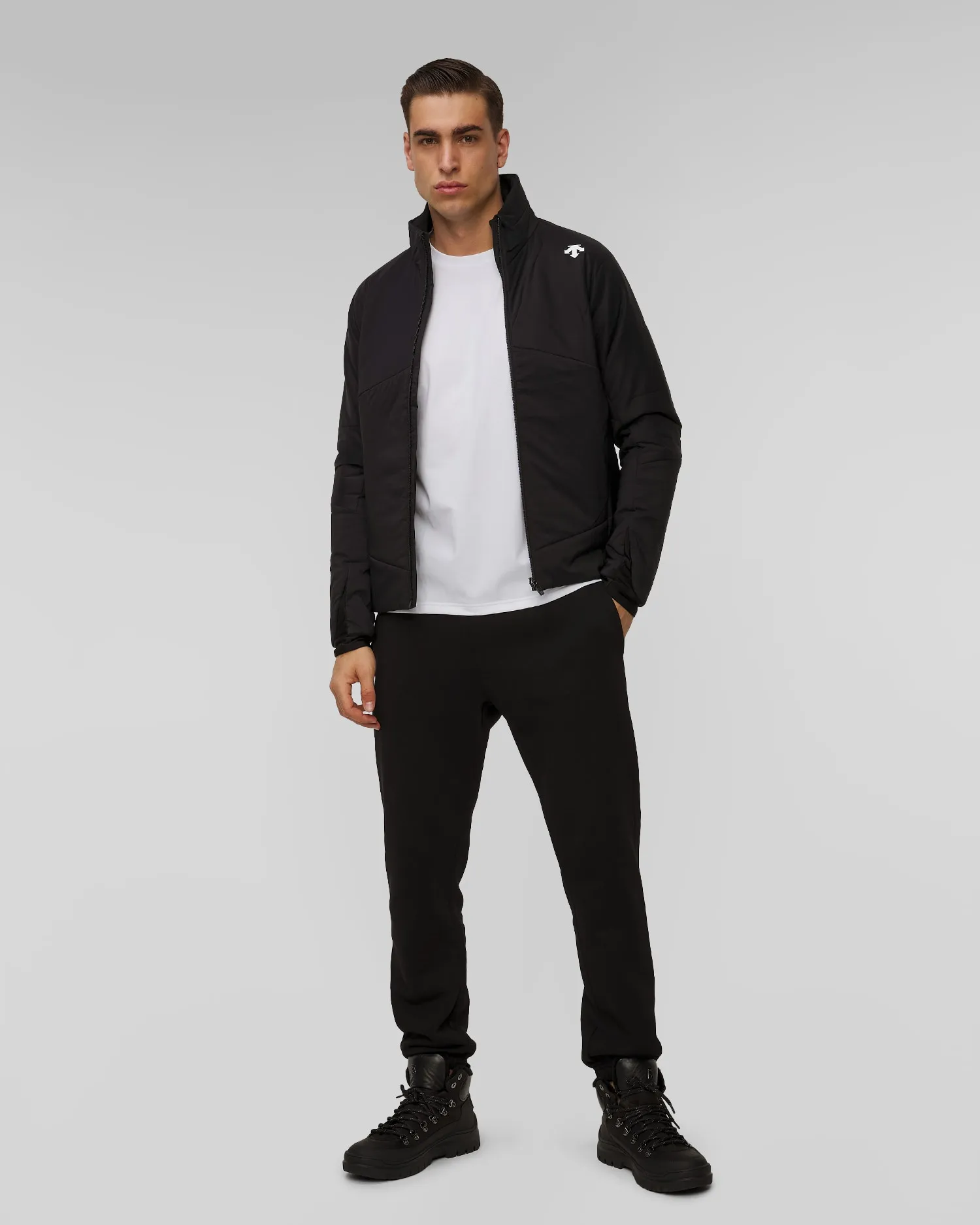 Transitional jacket Descente Stretch Puff DWMYGK60-blk