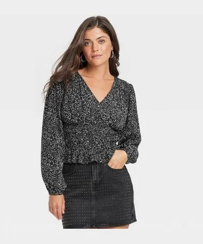 Universal Thread Women's Long Sleeve Smocked Blouse - Universal Thread™ Black Floral