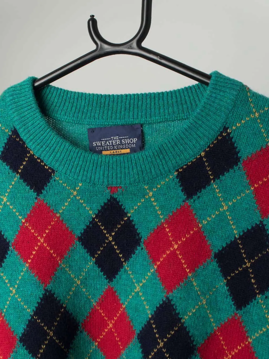 Vintage The Sweater Shop jumper with harlequin pattern in green and red – Large