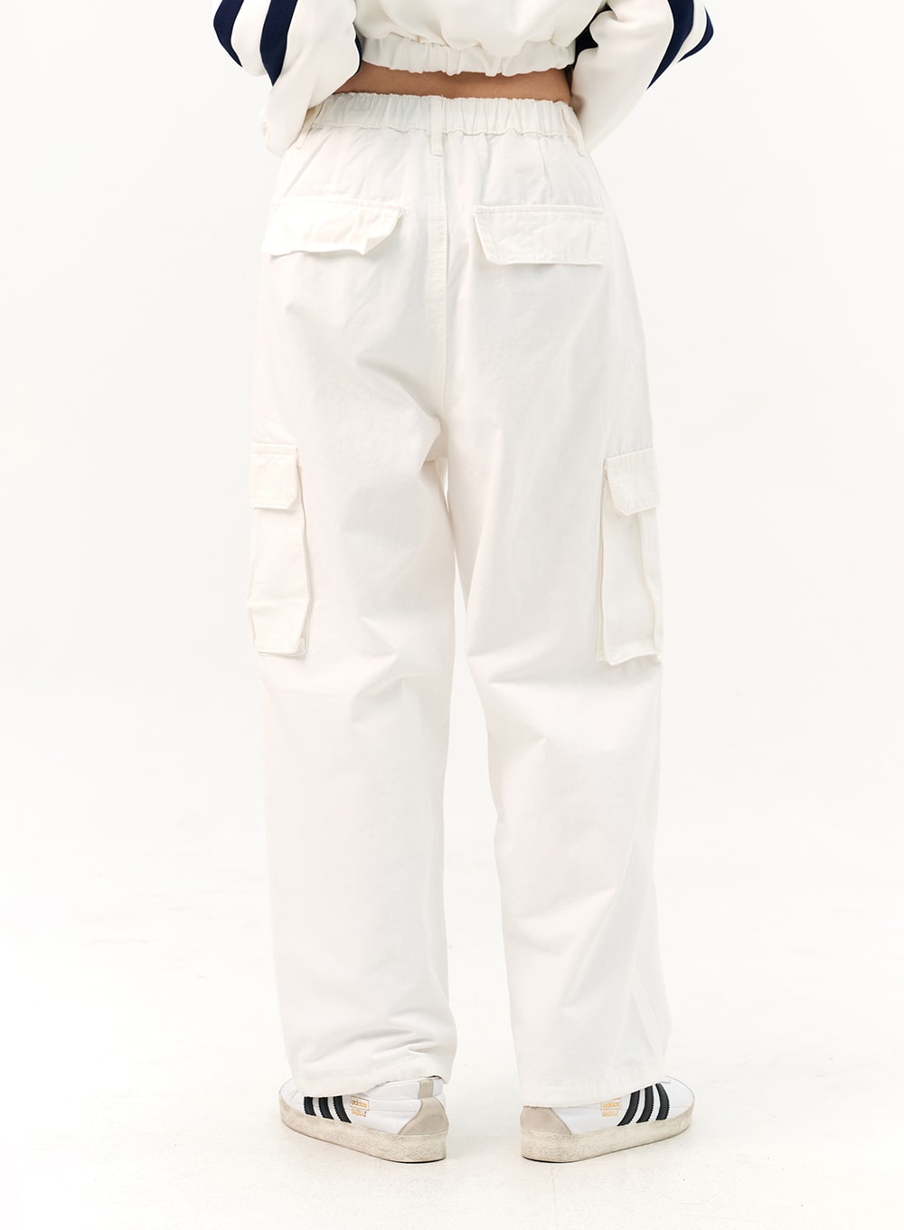 Wide Cargo Pants IO317