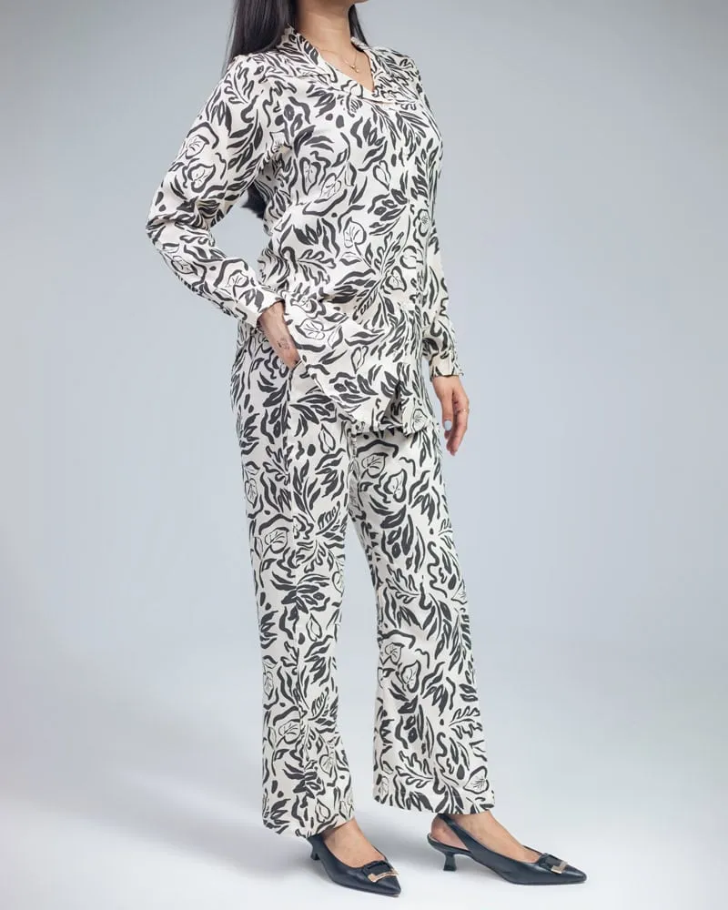 Women's Off White Cuban Shirt and Pants 2 piece Set in Funky Print | Co-Ord Set