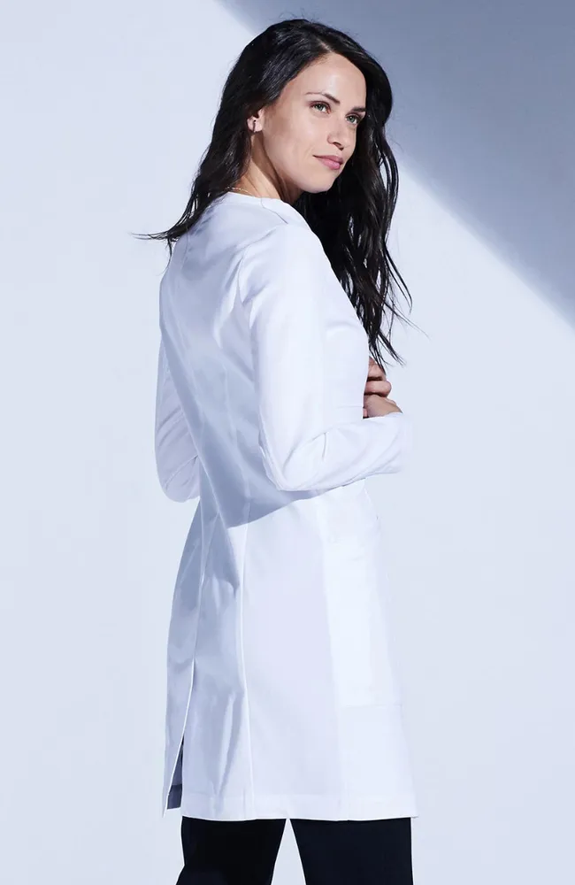 Women's Vera G. Slim Fit 34 3/4" Lab Coat